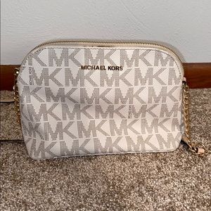 Michael Kors Crossbody